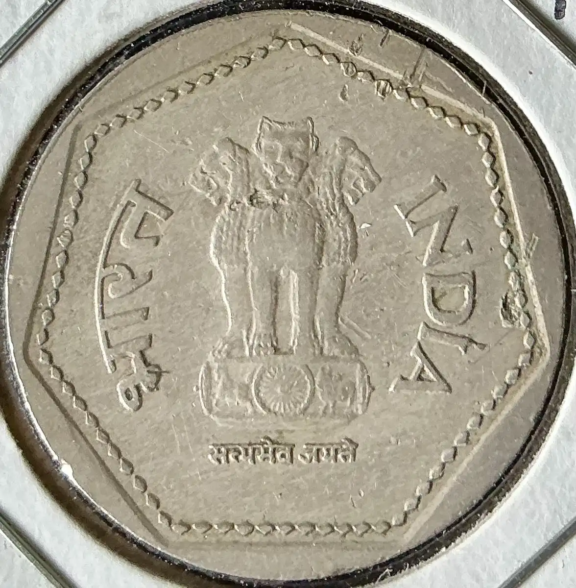 Around-The-World-With-Coins---A-Coin-Geography-Game
